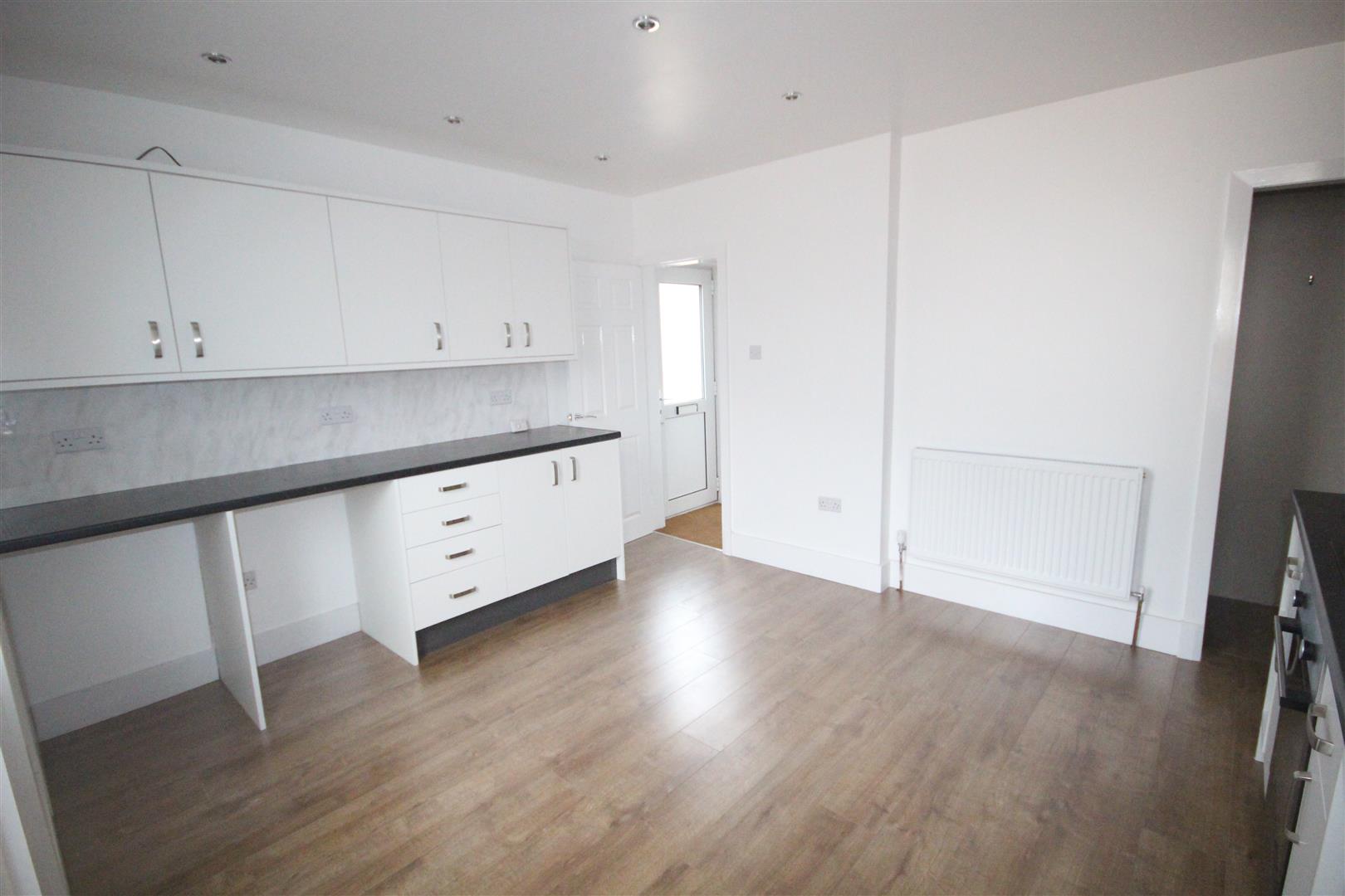 2 bedroom semi-detached house Let Agreed in Brierfield - IMG_7249.jpg